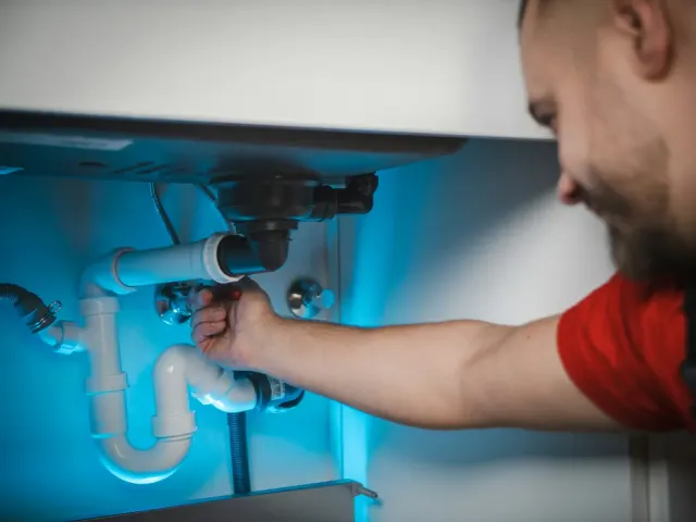 Kitchen sink waste repair