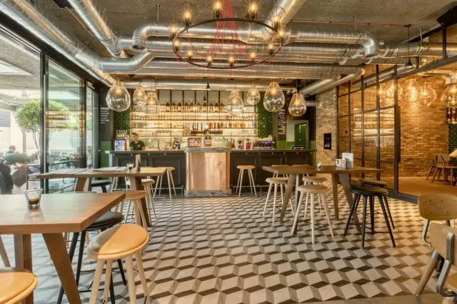 Café fit-out